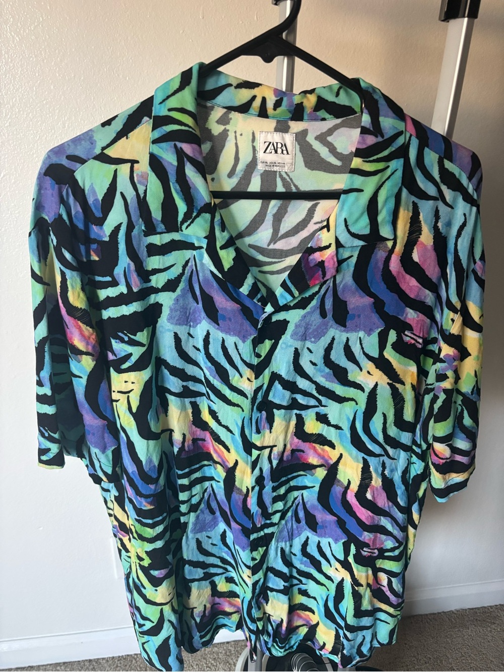 ZARA Multicolor Printed Button-Down Shirt - Turquoise & Black Accent